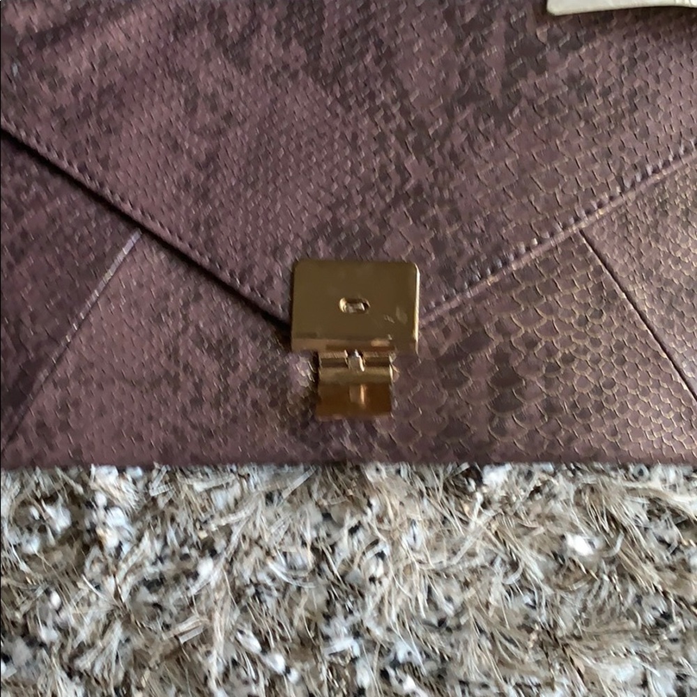 New Urban expressions vegan envelope clutch - Picture 6 of 8